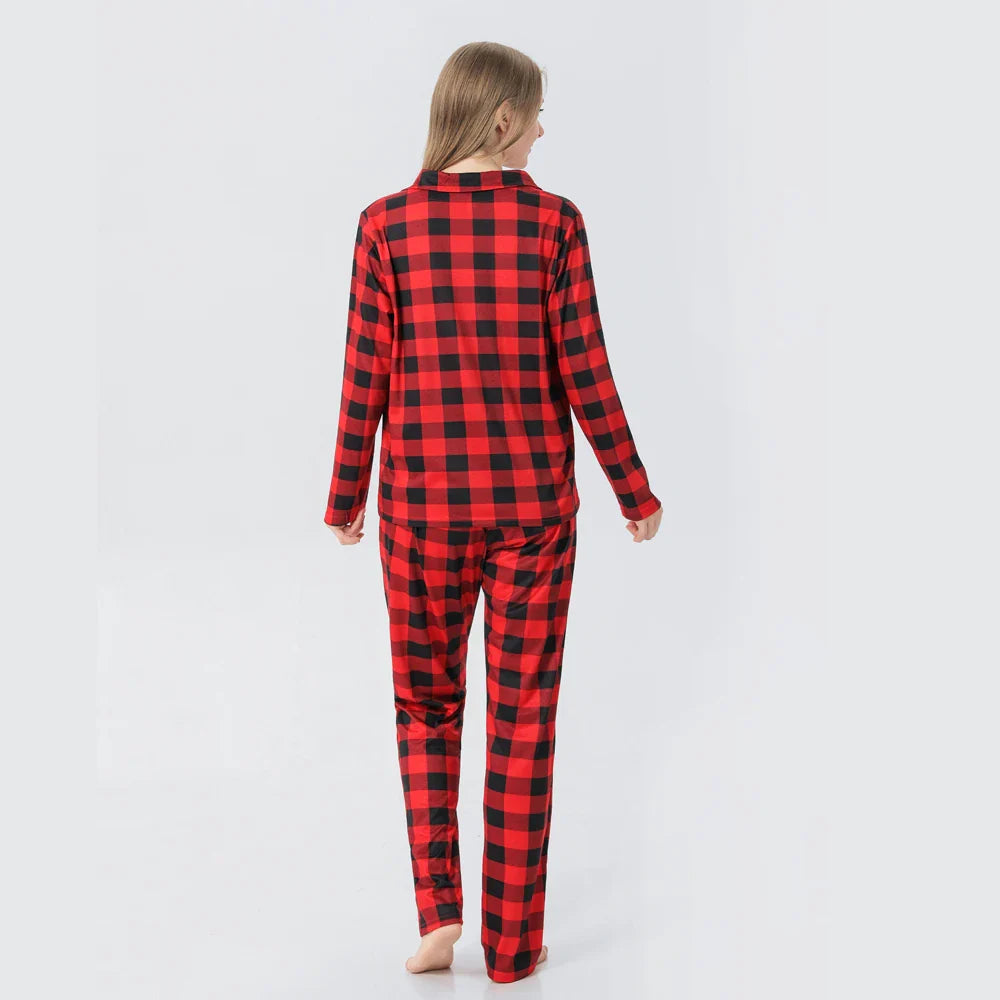 Klassische weihnachtliche Pyjama-Sets mit Karomuster für die ganze Familie