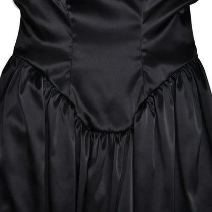 Black Dress Ideal for Romantic Dinners & Outdoor Weddings