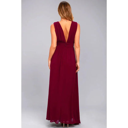 Elegant Dresses- Elegant Chiffon Maxi Dress - Plunging Neckline for Gala Nights- - IndioGear Fashion and Gear