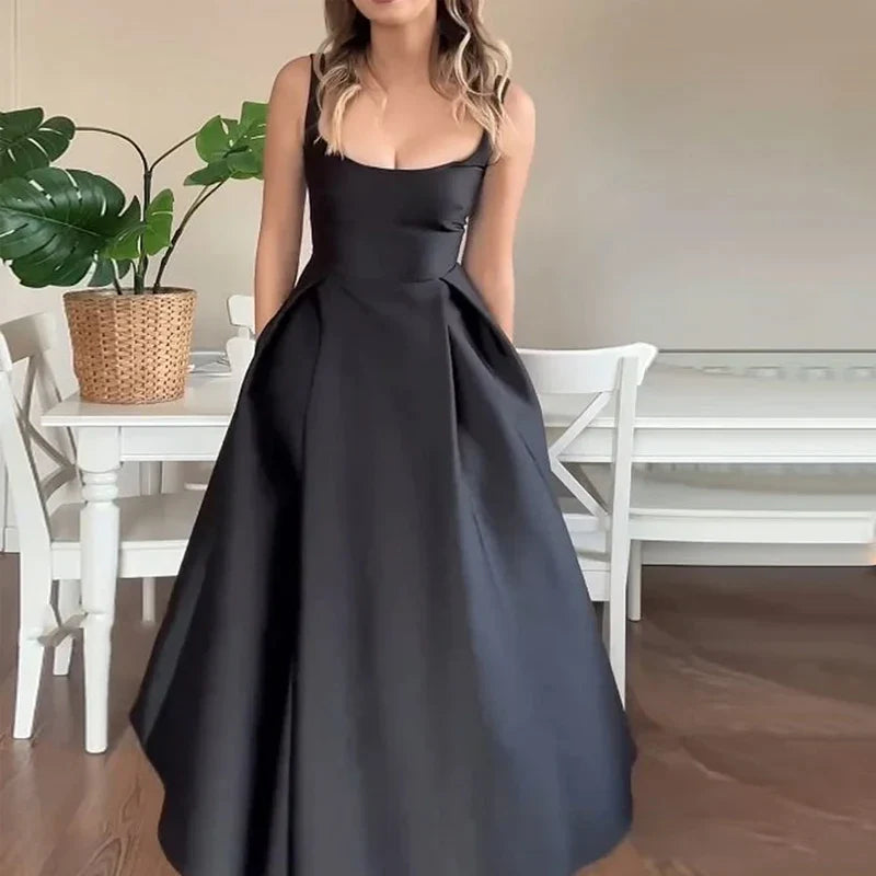 Elegant Dresses- Elegant Classic Scoop Neck Ballgown for Formal Events- - IndioGear.com