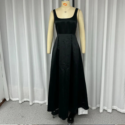 Elegant Dresses- Elegant Classic Scoop Neck Ballgown for Formal Events- - IndioGear.com