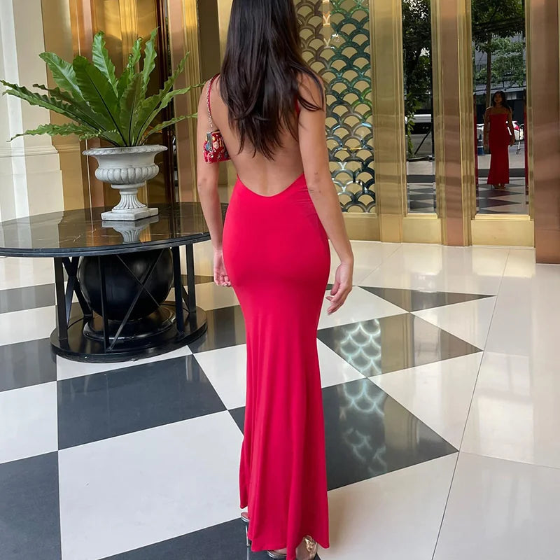 Elegant Dresses- Red Evening Gown with Elegant Details for Weddings and Galas- - IndioGear.com