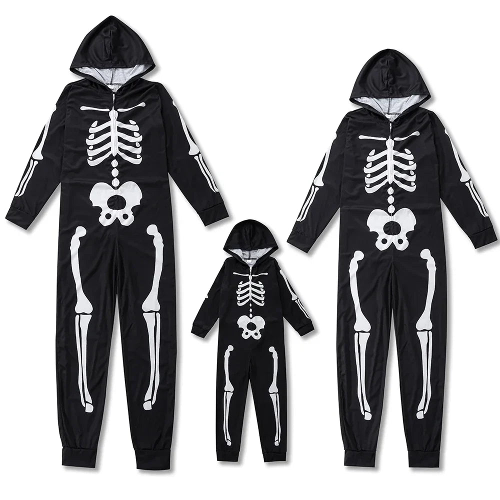 Combinaison pyjama squelette familial d'Halloween pour des aventures effrayantes