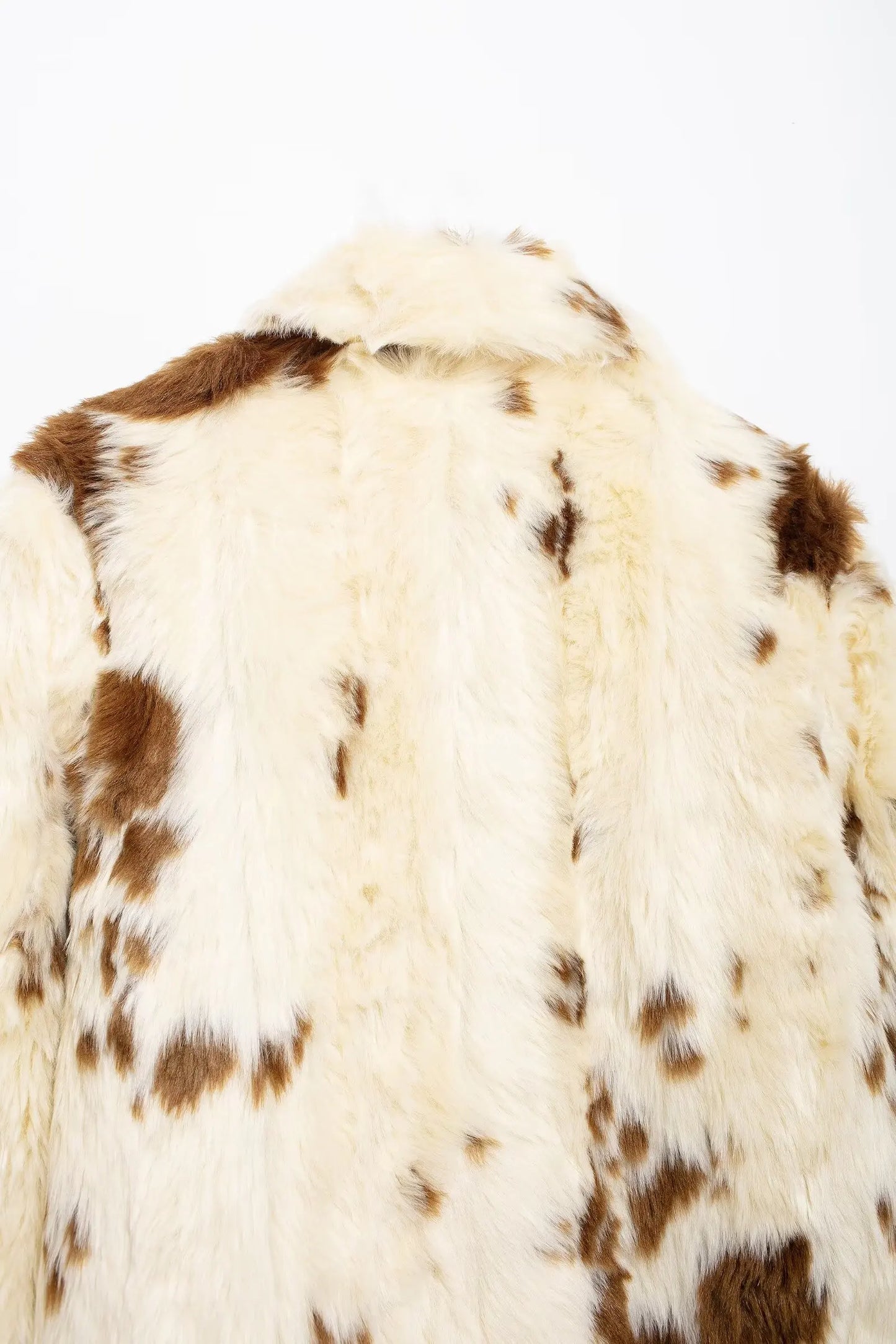 Jackets- Elegant Faux Fur Jacket with Vintage Charm- - IndioGear