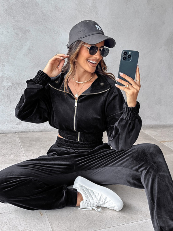 Matching Set Outfits- Comfy Velvet Tracksuit - Velour Jogger Pants & Crop Top- - IndioGear.com