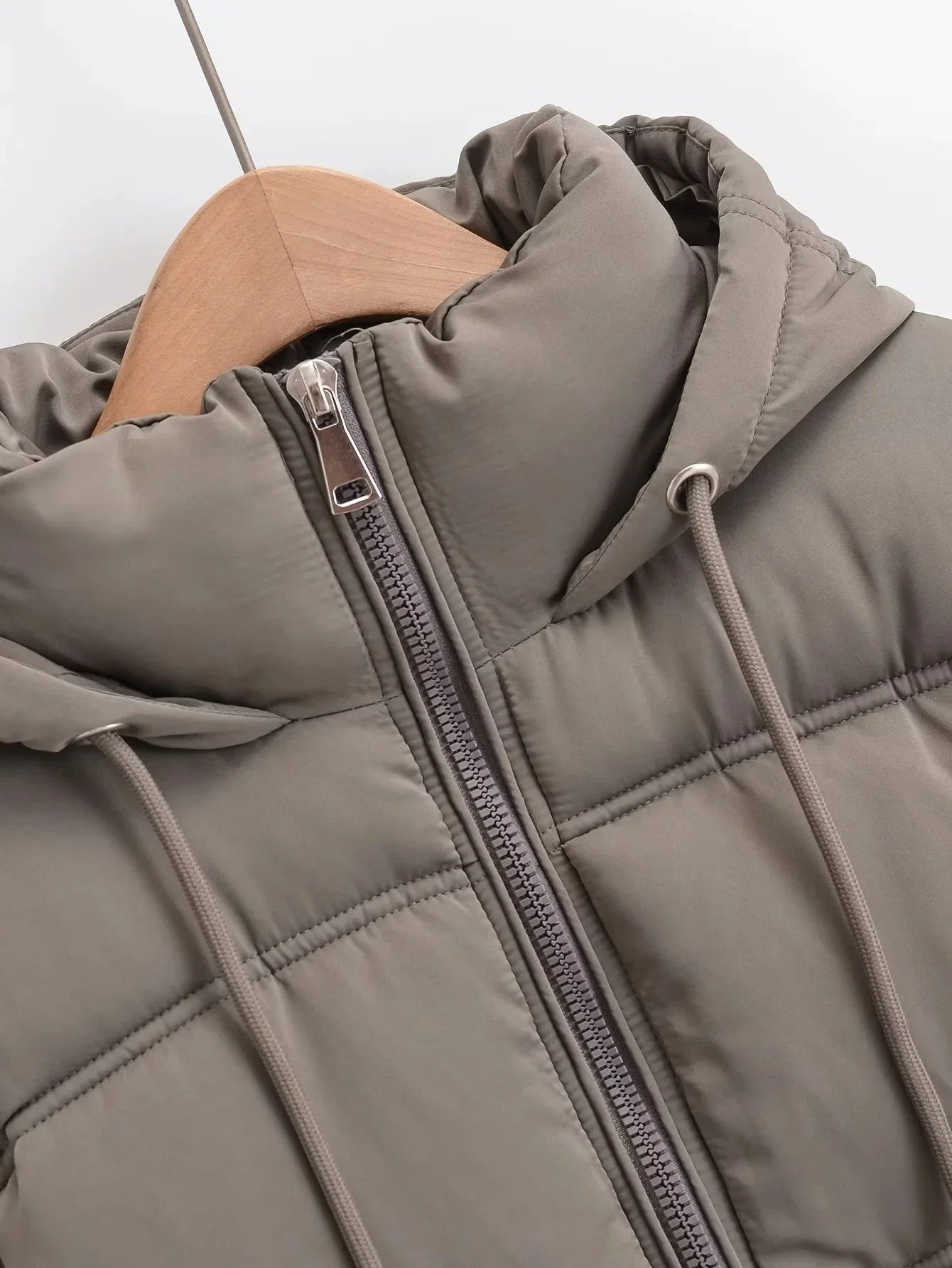 Puffer Jackets- Elegant Hooded Puffer Jacket for Her- - IndioGear.com