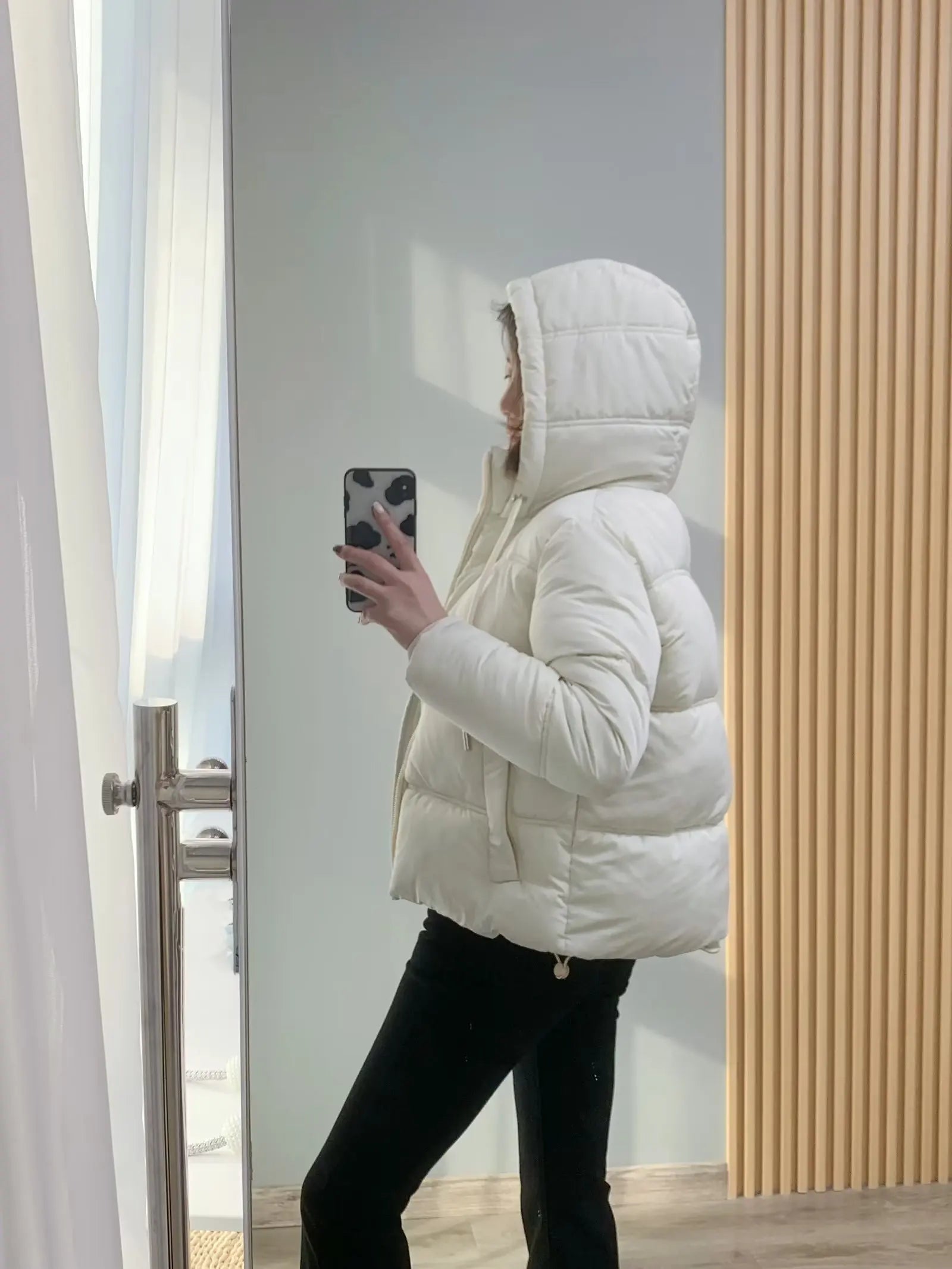 Puffer Jackets- Elegant Hooded Puffer Jacket for Her- - IndioGear.com