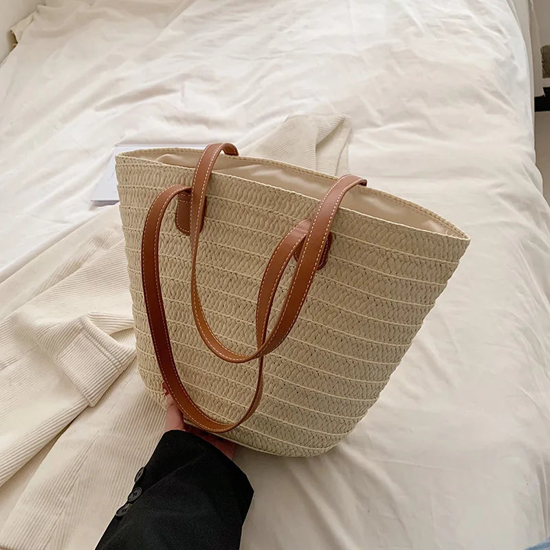 Handbags- Women's Essential Straw Beach Bag- - IndioGear.com