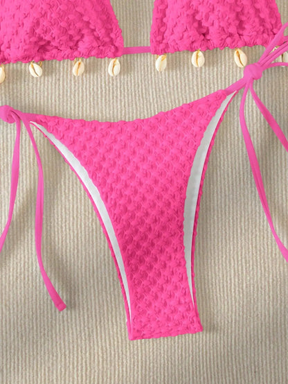 Bikini triangle texturé avec soutien-gorge rembourré avec détails coquillages