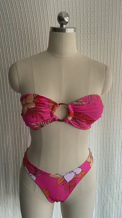 Soutien-gorge tube sans fil à fleurs et bas à fleurs dans un bikini 2 pièces élégant 