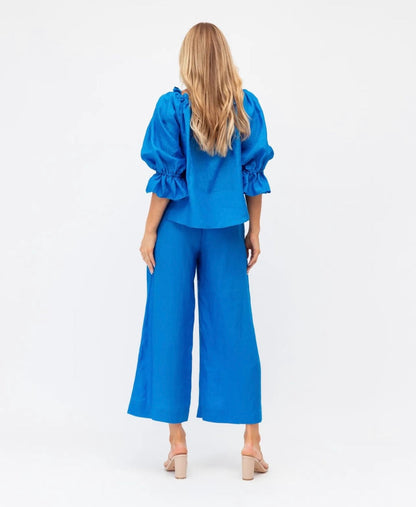 Blouses- Women's Off-Shoulder Ruffle Blouse with Loose Fit & Balloon Sleeves- - IndioGear Fashion and Gear