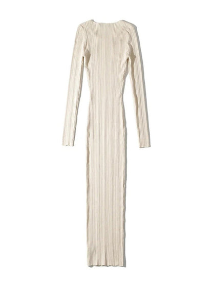 Body-Hugging Ribbed Midi Dress with Long Sleeves