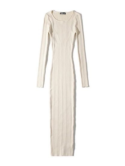 Body-Hugging Ribbed Midi Dress with Long Sleeves