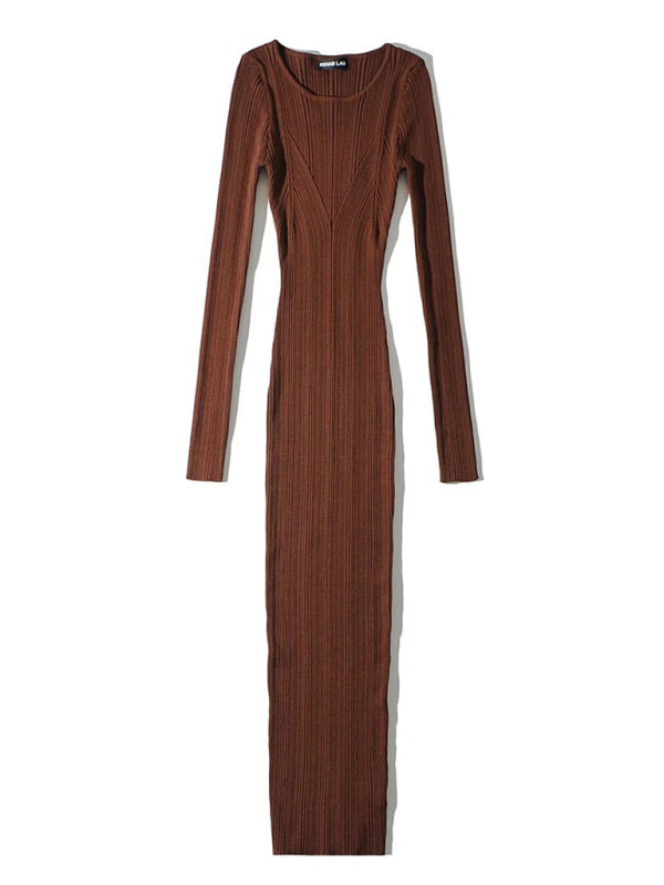 Body-Hugging Ribbed Midi Dress with Long Sleeves