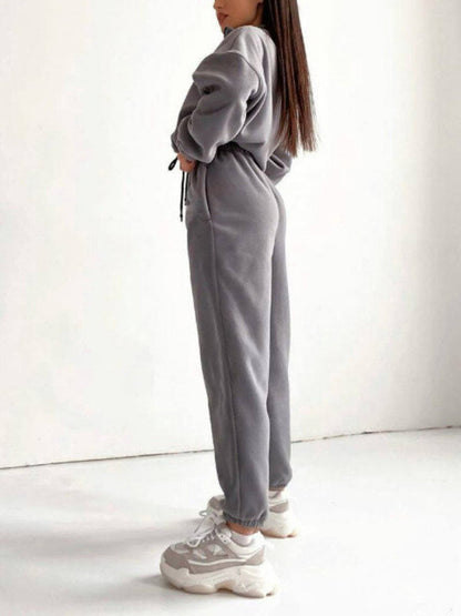 Casual Outfits- Laid-Back Sweatpants and Half Zip-Up Sweatshirt 2-Piece Lounge Sport- - IndioGear Clothing and Gear