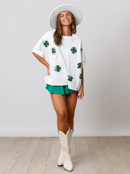 Festive Tees- Oversized Saint Patrick's Day Tee with Sparkling Four-Leaf Clover- - IndioGear Fashion and Gear