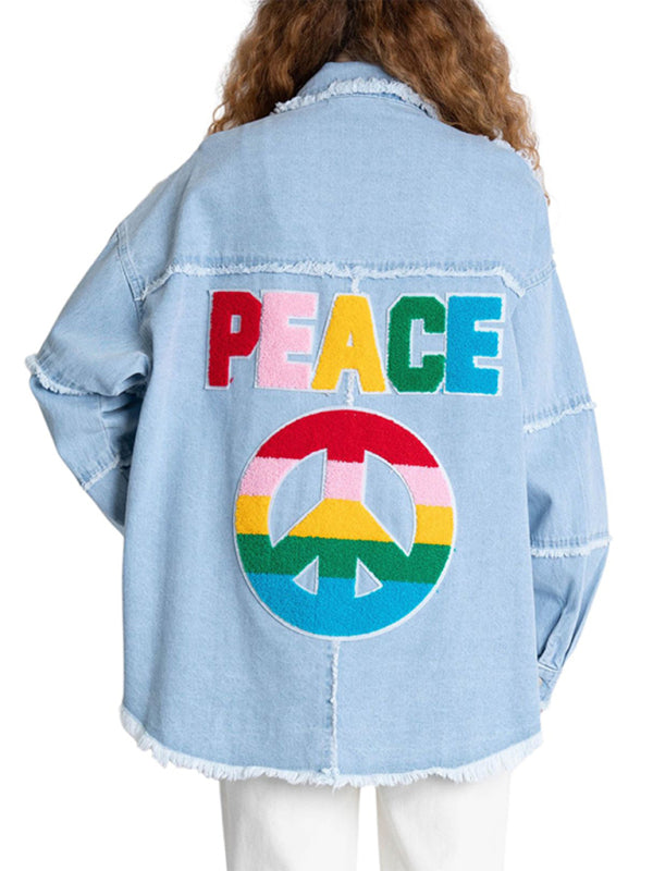 Regenbogen-Sacket mit Express-Friedensmotiv | Denim-Hemdjacke im Distressed-Patchwork-Stil