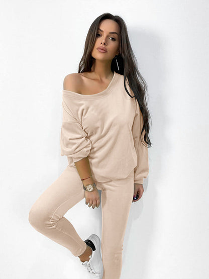 Jogging Set- Velour Jogging Couture Lounge Set with Sweatpants and Sweatshirt- Cracker khaki- IndioGear Clothing and Gear