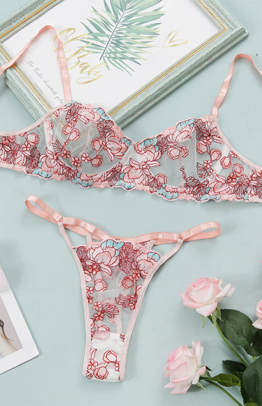 Lingerie- Floral Women's Lace Lingerie - Embroidered Bra and G-String- - IndioGear Fashion and Gear