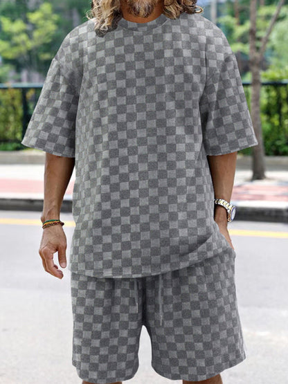 Men’s Casual Oversized 2-Piece Summer Outfit - Textured T-Shirt and Shorts