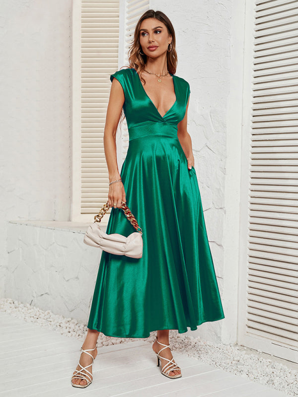 Robe midi cocktail en satin de soie à col en V profond et manches courtes