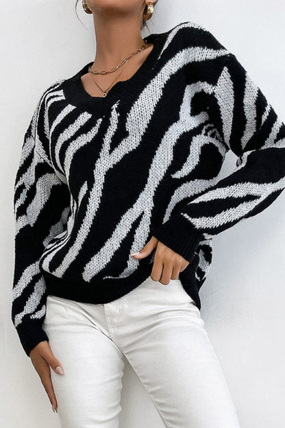 Sweaters- Zebra Knit V Neck Sweater- - Pekosa Women Clothing