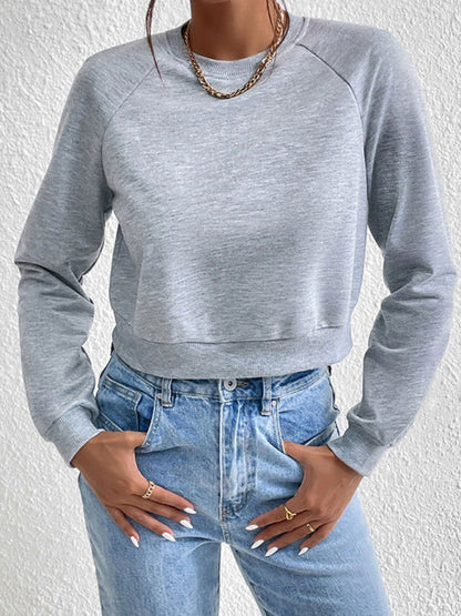 Sweatshirts- Crop Pullover - Round Neck, Long Sleeve Sweatshirt- Misty grey- IndioGear Fashion and Gear