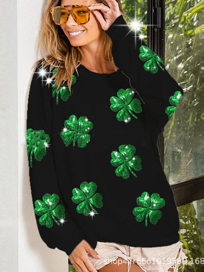 Sweatshirts- Saint Patrick's Day Oversized Sweatshirt with Sparkling Four-Leaf Clover- Black- IndioGear Fashion and Gear