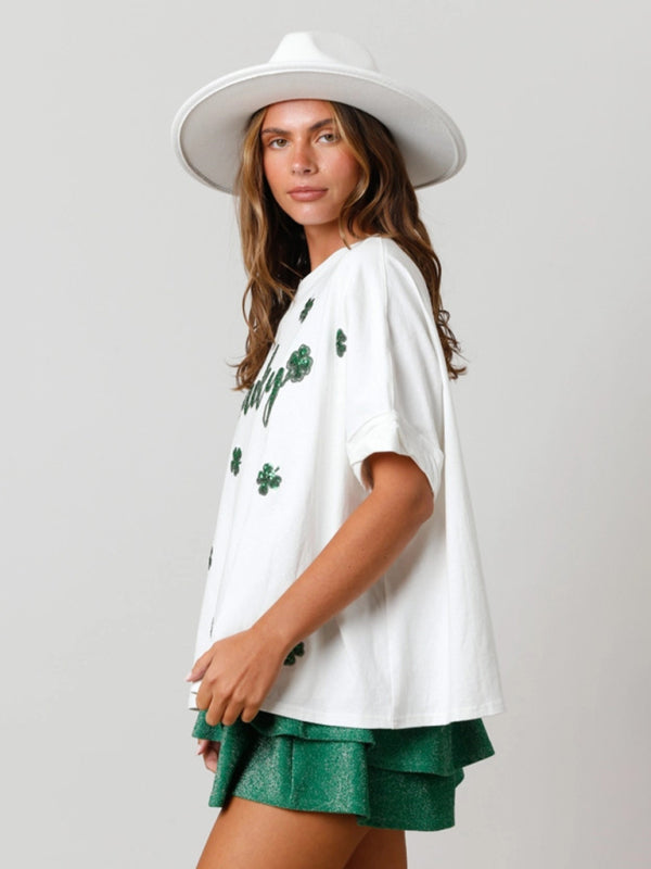 T-Shirts- Sparkle Saint Patrick's Oversized T-Shirt with Lucky Four-Leaf Clover- - IndioGear Fashion and Gear