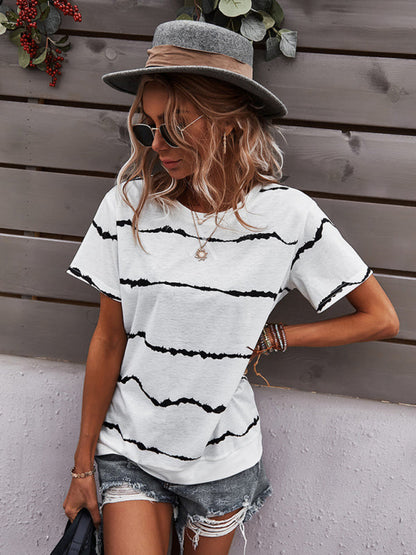 T-shirts- Essential Striped Round Neck Tee - Short Sleeves, Versatile Style Top- - Pekosa Women Clothing