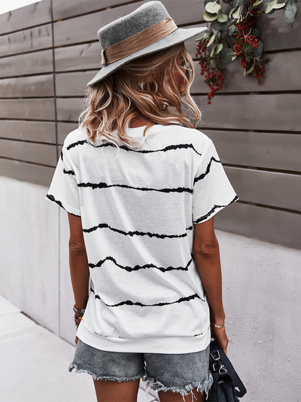 T-shirts- Essential Striped Round Neck Tee - Short Sleeves, Versatile Style Top- - Pekosa Women Clothing