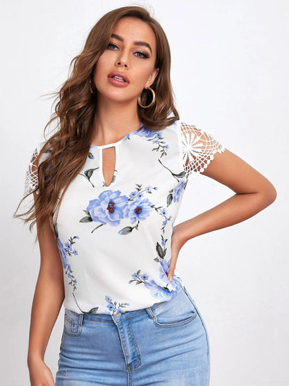 Top- Retro Floral Blouse - Lace Sleeves and Keyhole Top- - IndioGear Fashion and Gear