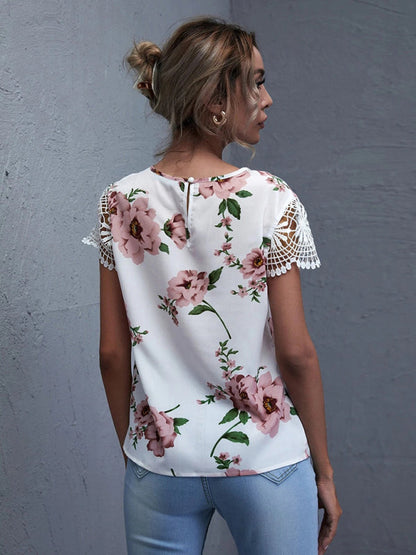 Top- Retro Floral Blouse - Lace Sleeves and Keyhole Top- - IndioGear Fashion and Gear