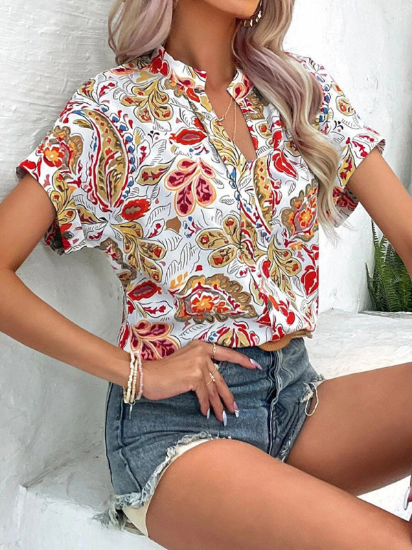 Top- Women's Floral Print T-shirt - A Perfect Casual Top for Any Occasion- - IndioGear Fashion and Gear